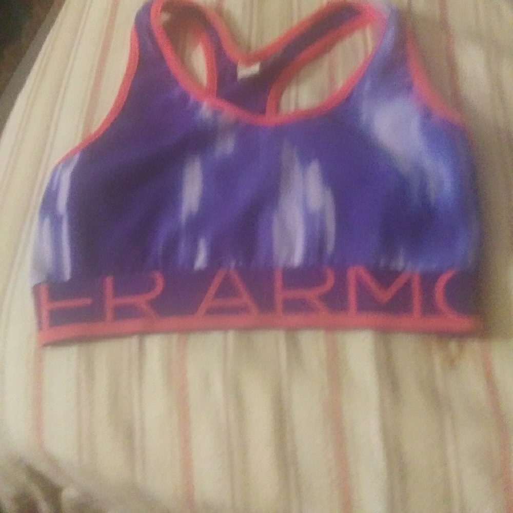Sports bra
